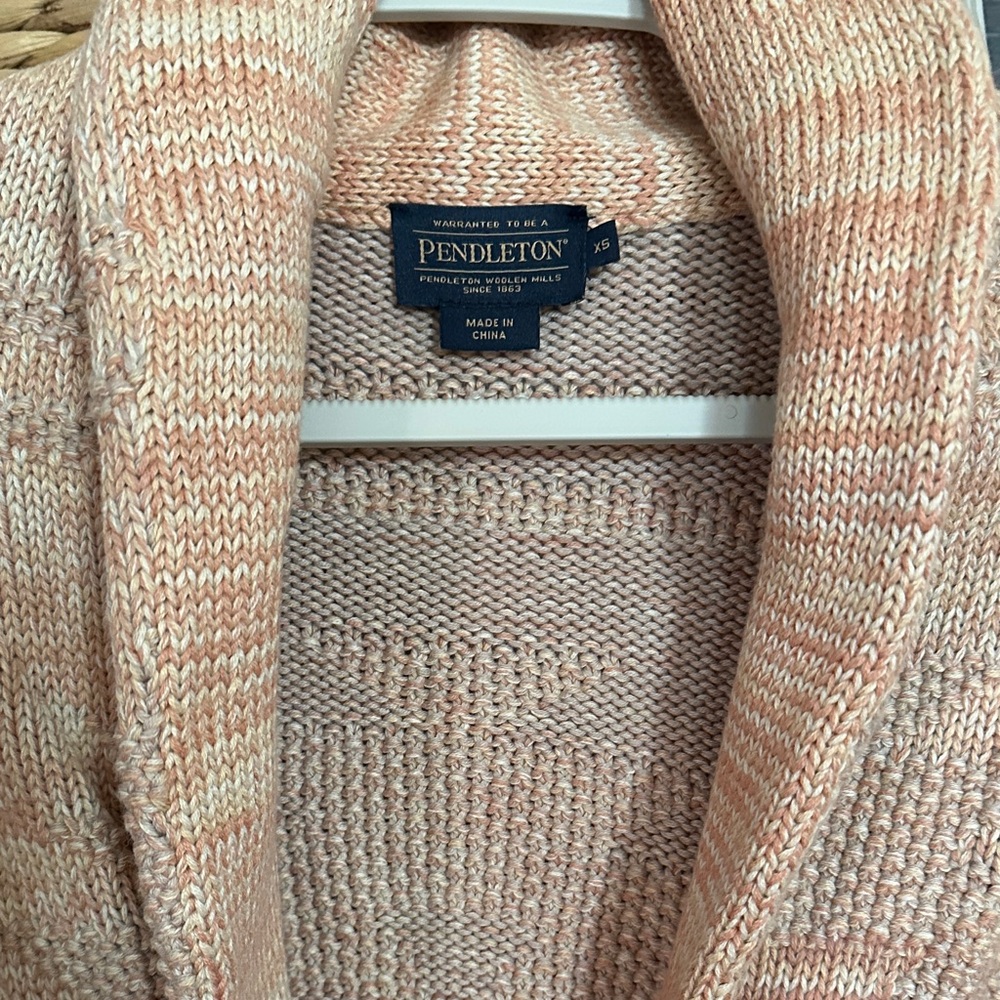 Pendleton Cardigan - Picture 2 of 6